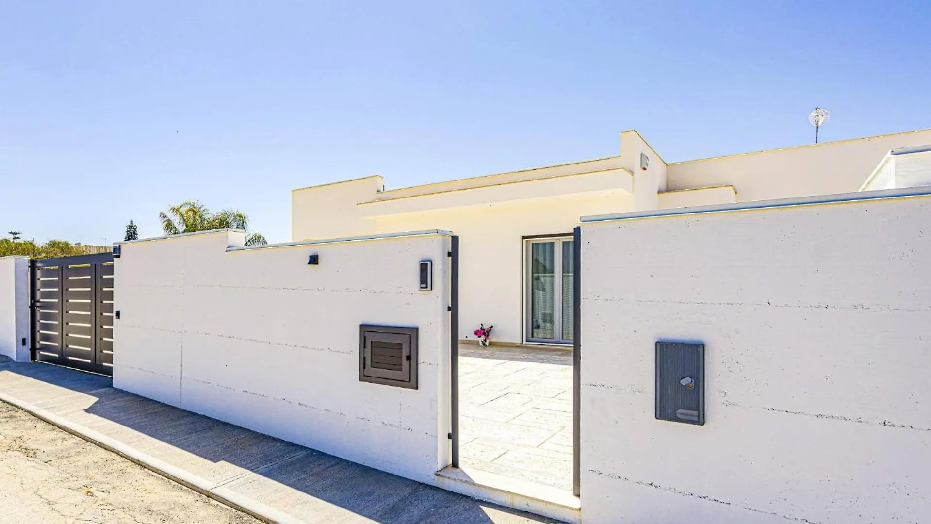 Villa Andromeda By Villa Plus Santa Maria Del Focallo