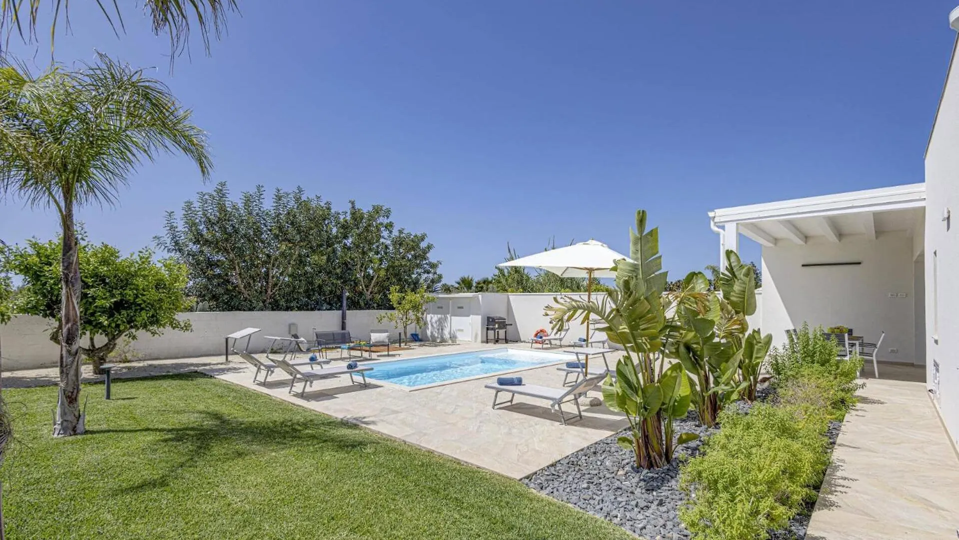 Villa Andromeda By Villa Plus Santa Maria Del Focallo